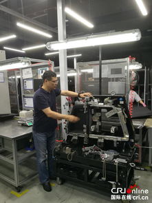 龔杜弟 愛啃“硬骨頭”的汽車內飾探路者